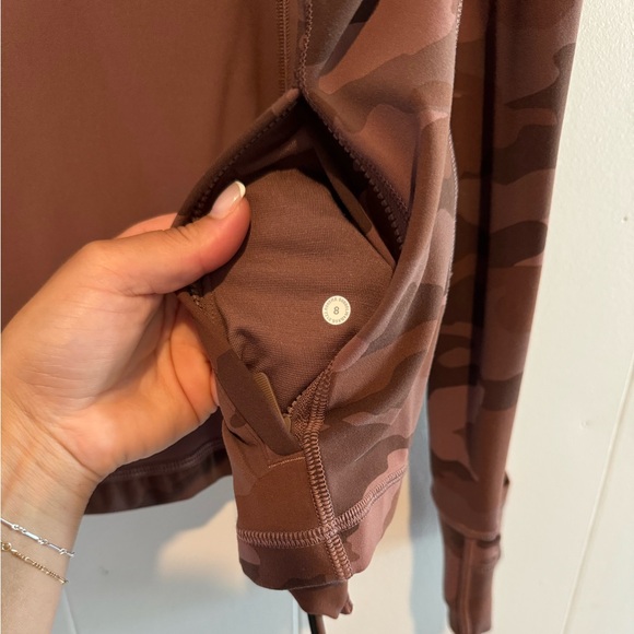 Lululemon Hooded Define Jacket size 8 - Picture 4 of 4